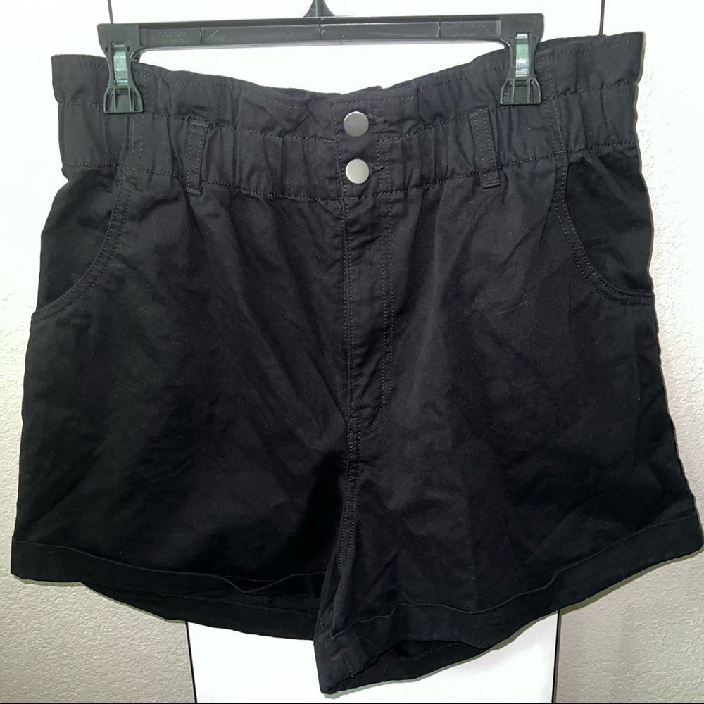 H&M Paper Bag Shorts NWOT